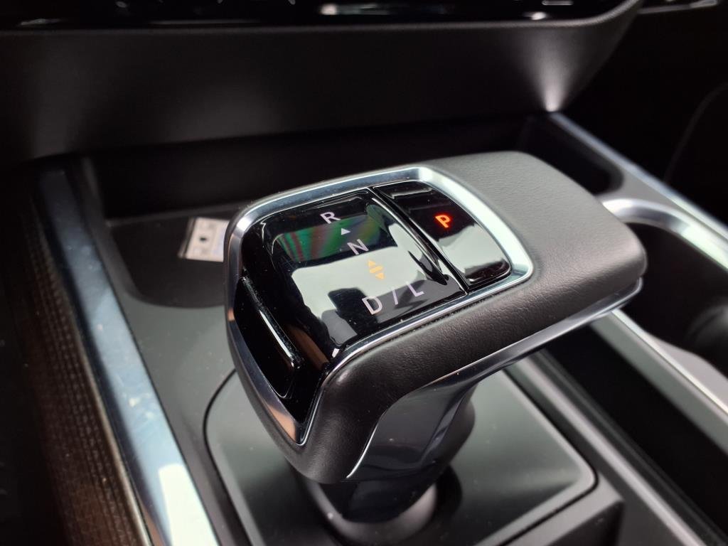 2022 Chevrolet Silverado 1500 RST - Photo 16