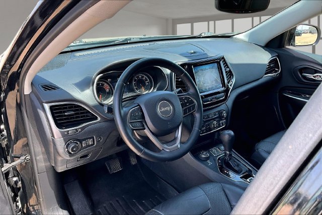 Used 2019 Black Jeep Limited image 13