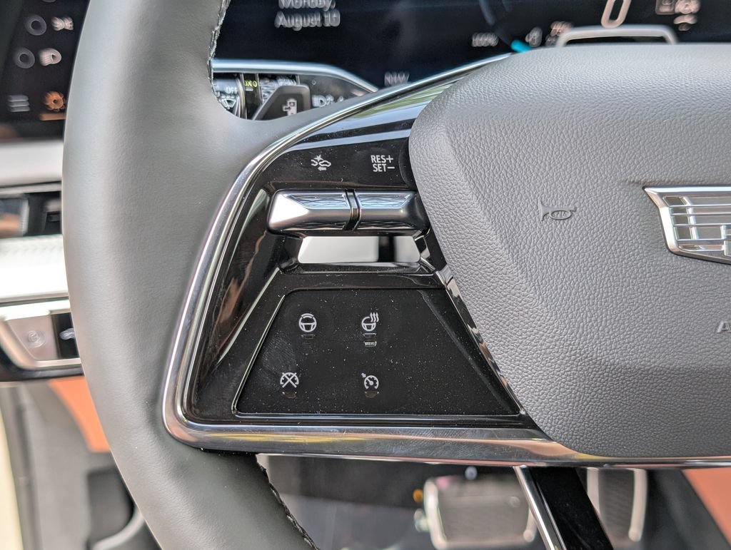 2027 Cadillac OPTIQ Premium Luxury - Photo 21