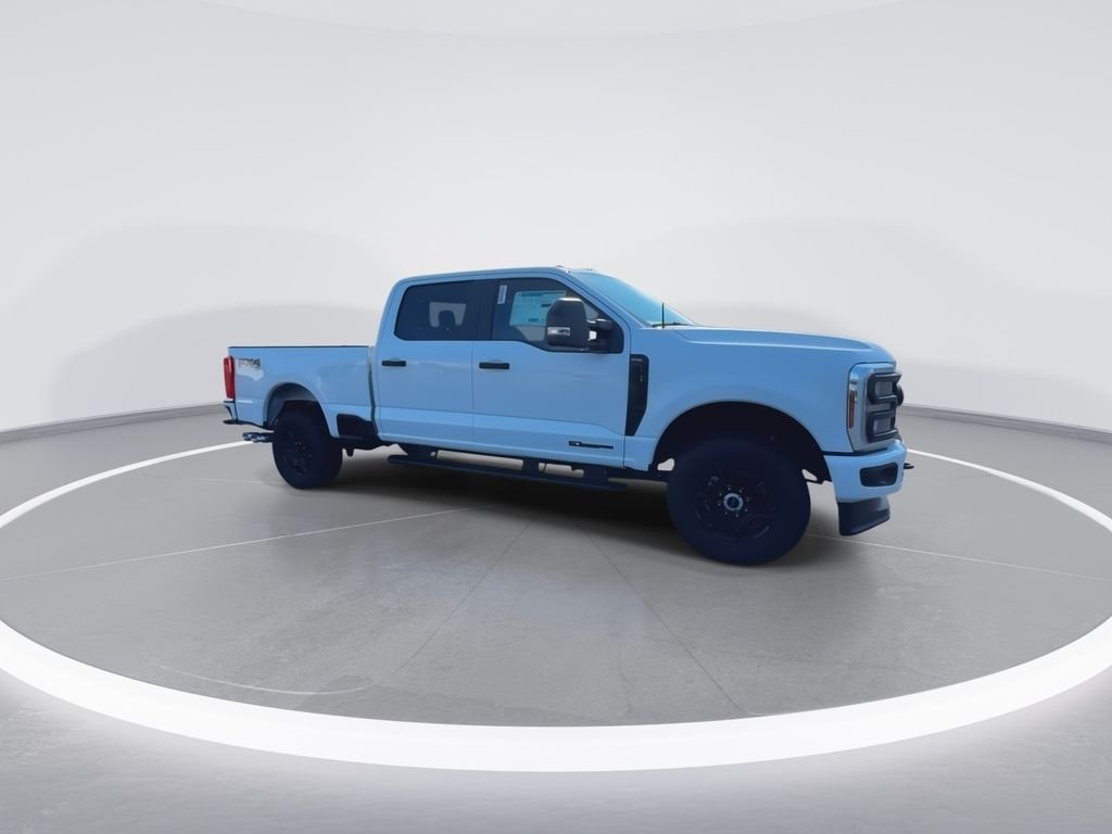 New 2026 Oxford White Ford F-350® XL image 2