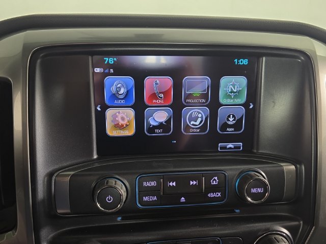 Used 2018 GRAPHITE METALLIC Chevrolet LT image 20