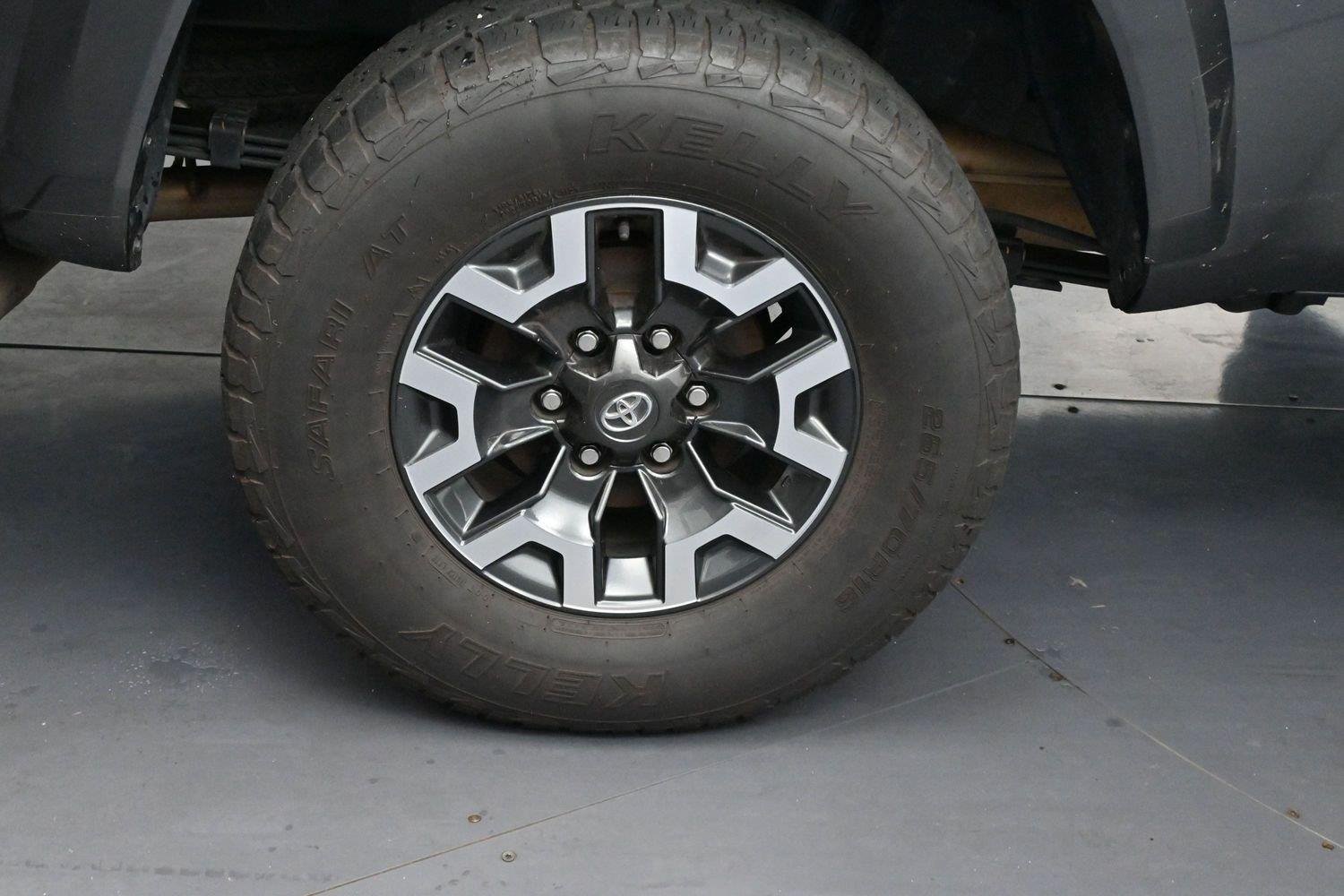 Used 2023 Magnetic Gray Metallic Toyota SR5 image 30