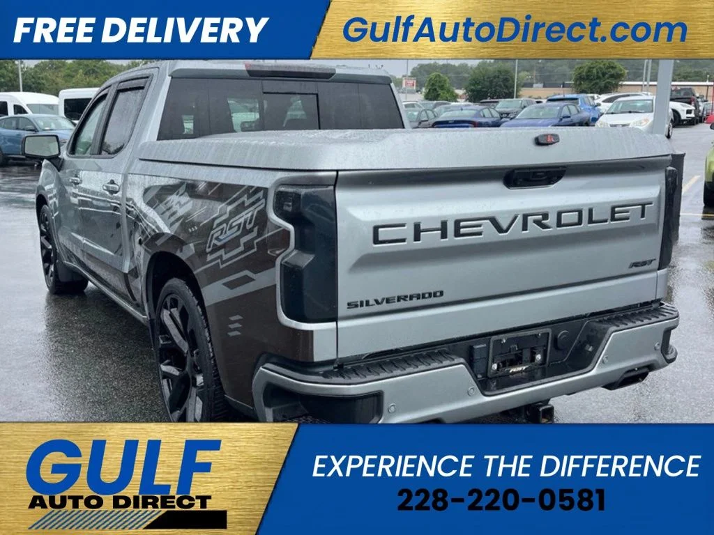 Used 2025 Gray Chevrolet RST image 5