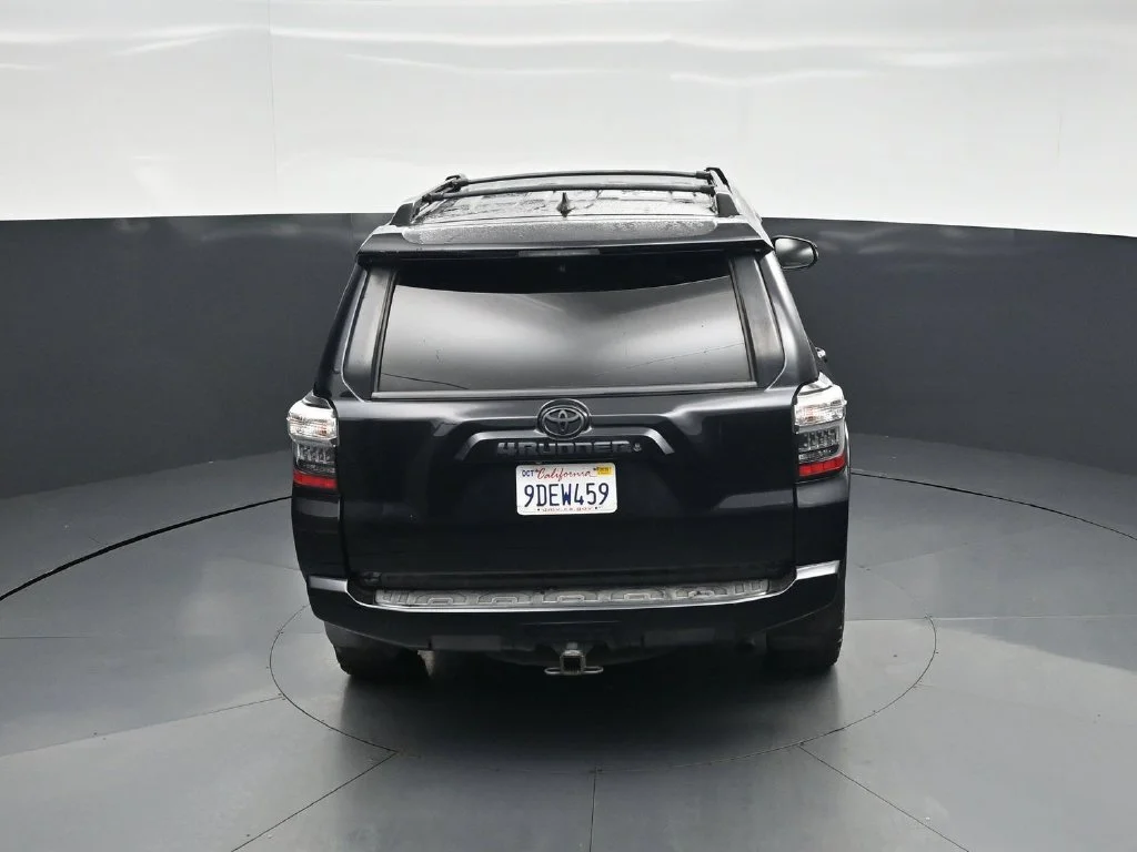 Used 2018 Black Toyota SR5 Premium image 40