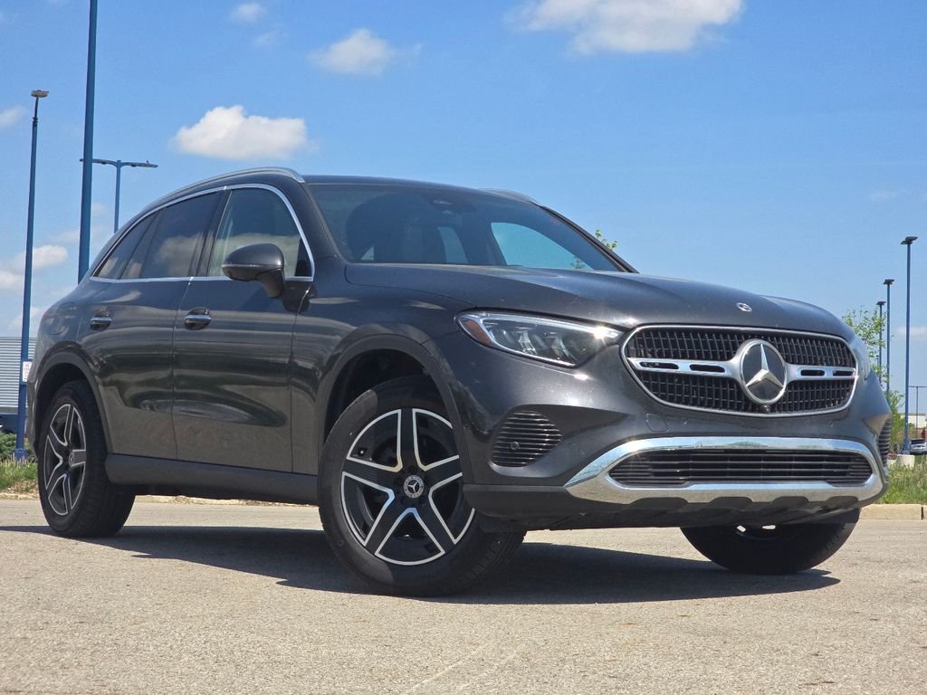 2026 Mercedes-Benz GLC