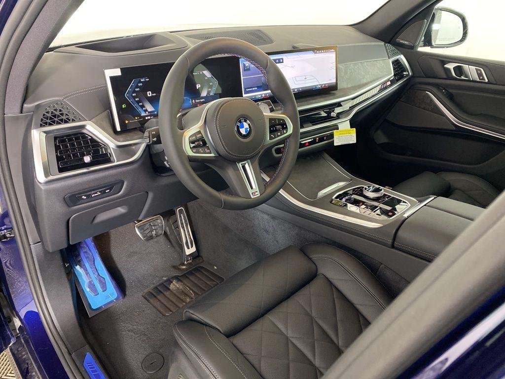 2026 BMW X5 M60i - Photo 7
