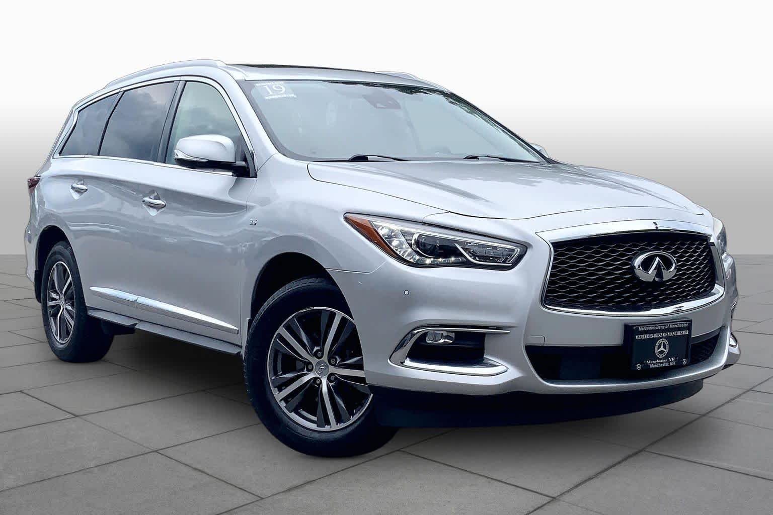 Pre-Owned 2019 INFINITI QX60 LUXE