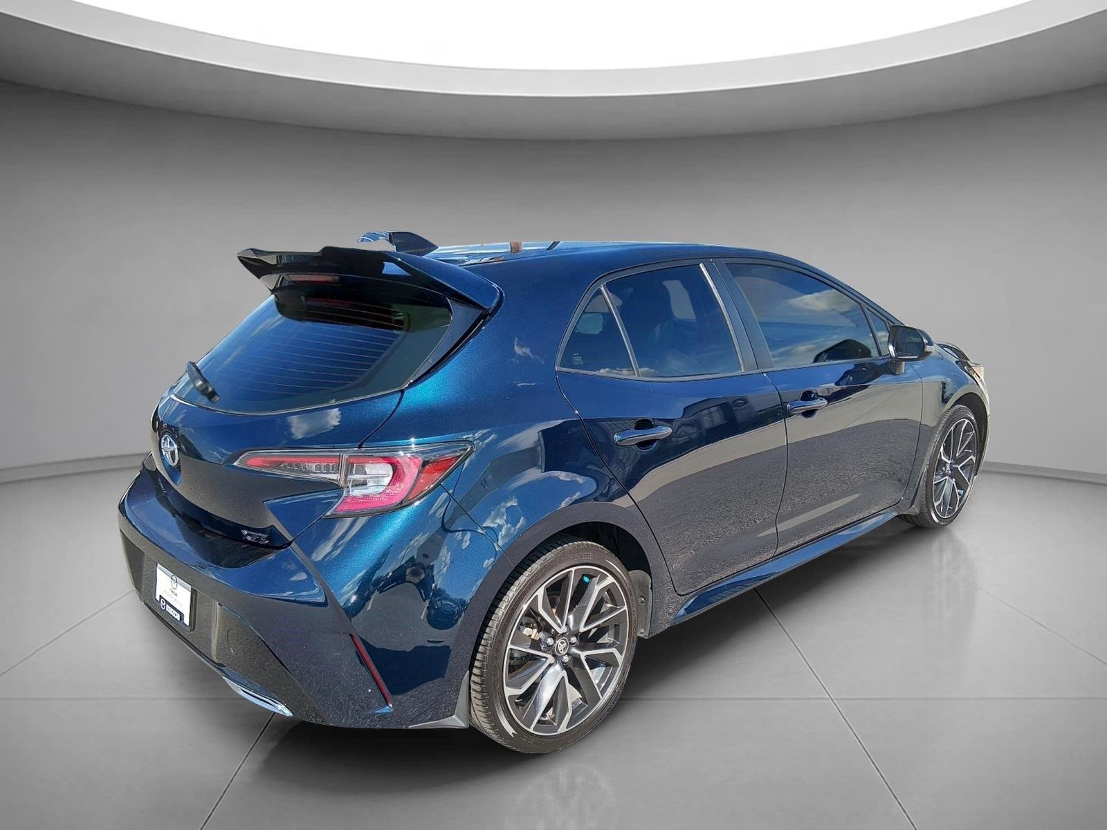 Used 2022 Galactic Aqua Mica TOYOTA XSE image 5