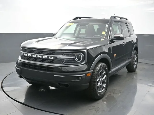 Used 2023 Black Ford Badlands image 3