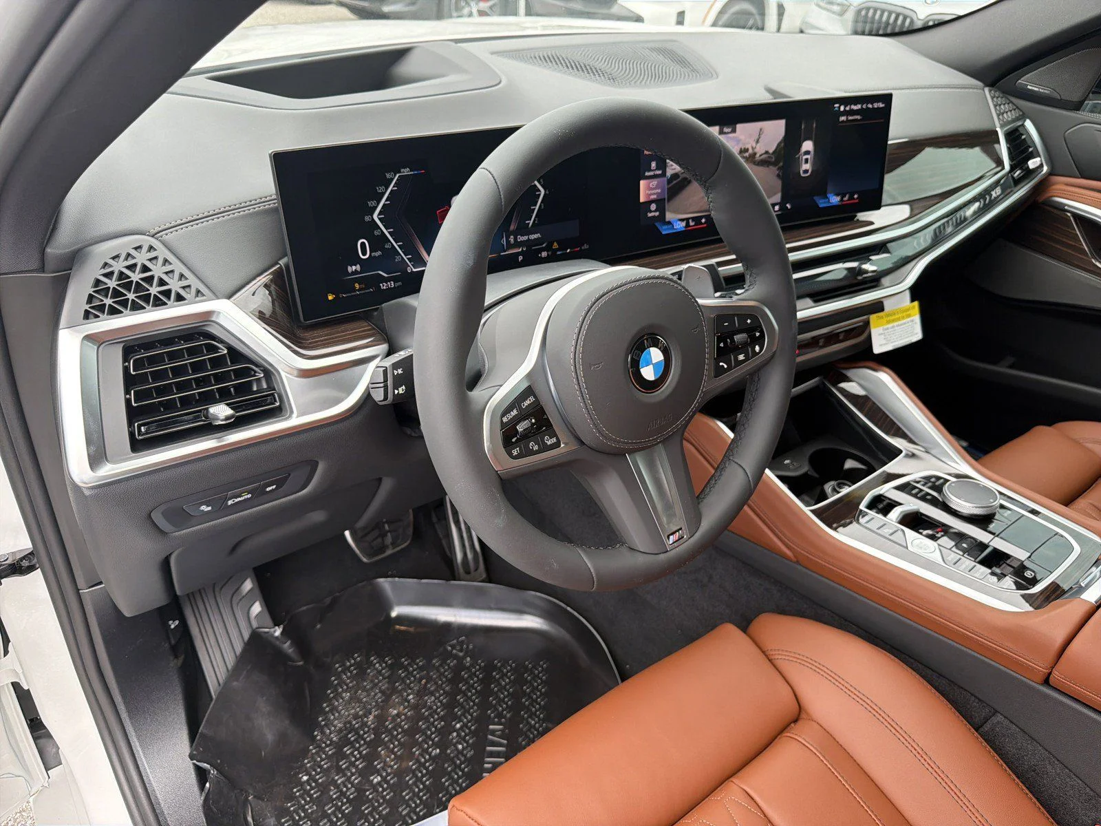 New 2027 Alpine White BMW xDrive40i image 22