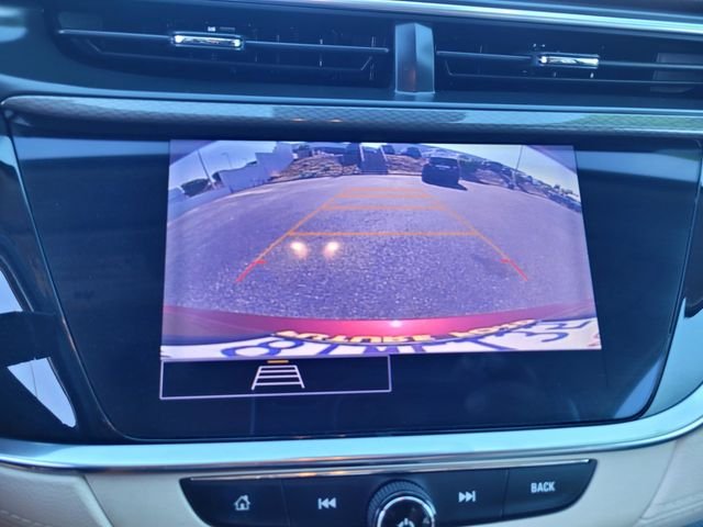 Used 2022 Red Buick Essence image 16