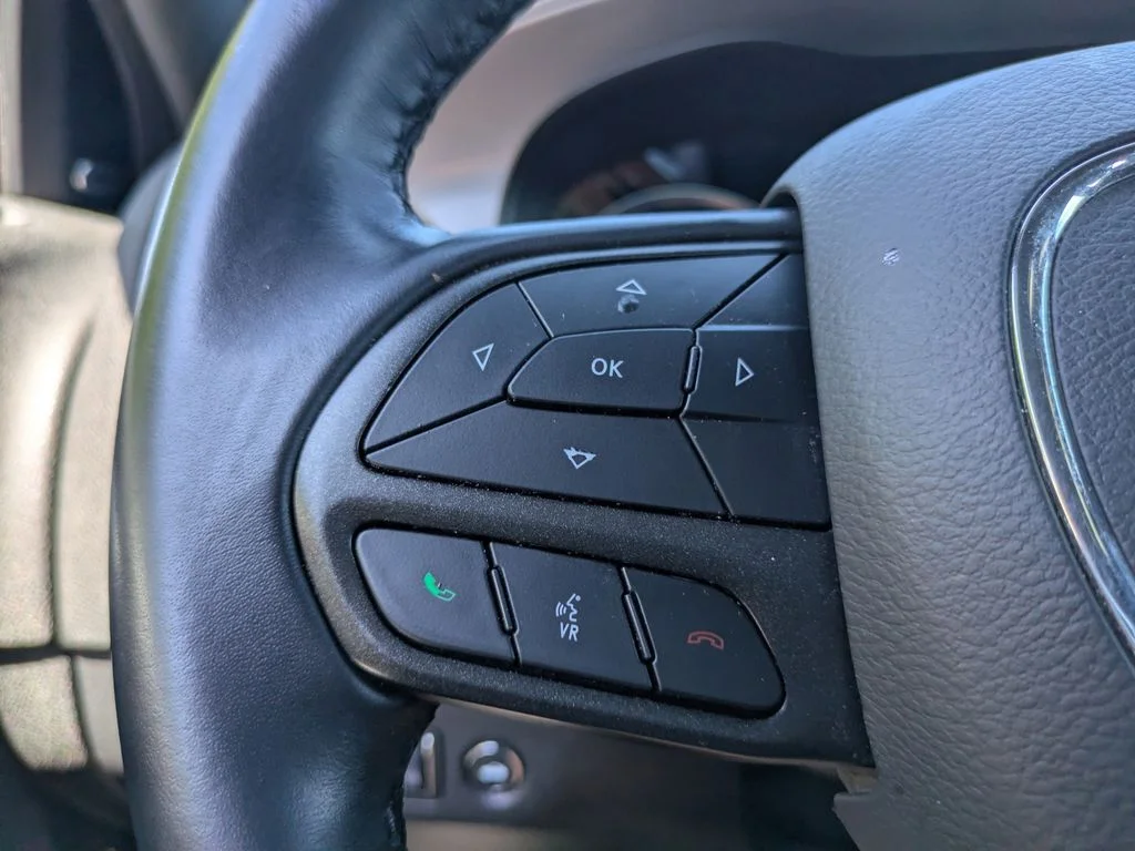 Used 2023 Silver Dodge SXT image 23