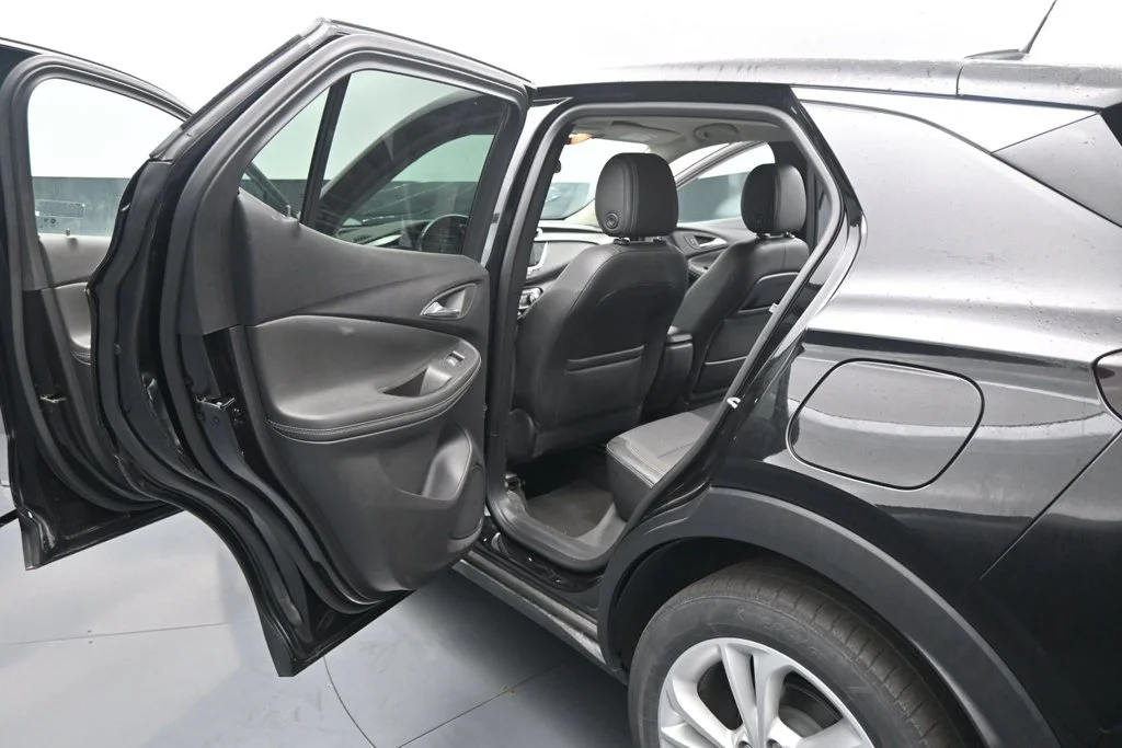 Used 2023 Black Buick Preferred image 16