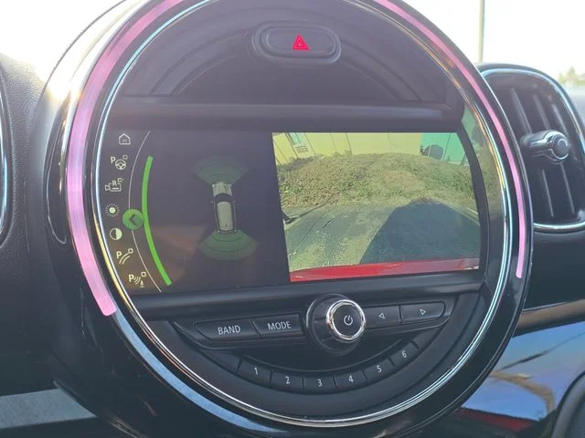 Used 2018 Chili Red MINI Base image 29