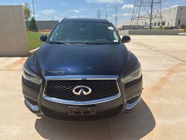 Used 2020 Blue INFINITI LUXE image 2