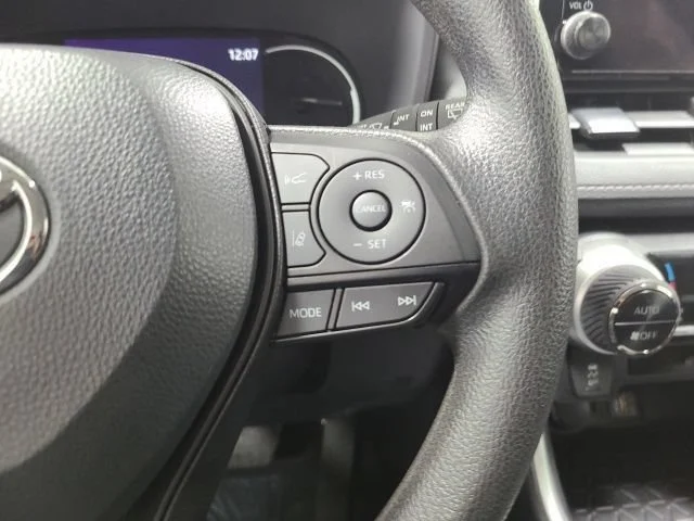 Used 2024 Ice Cap Toyota XLE image 19