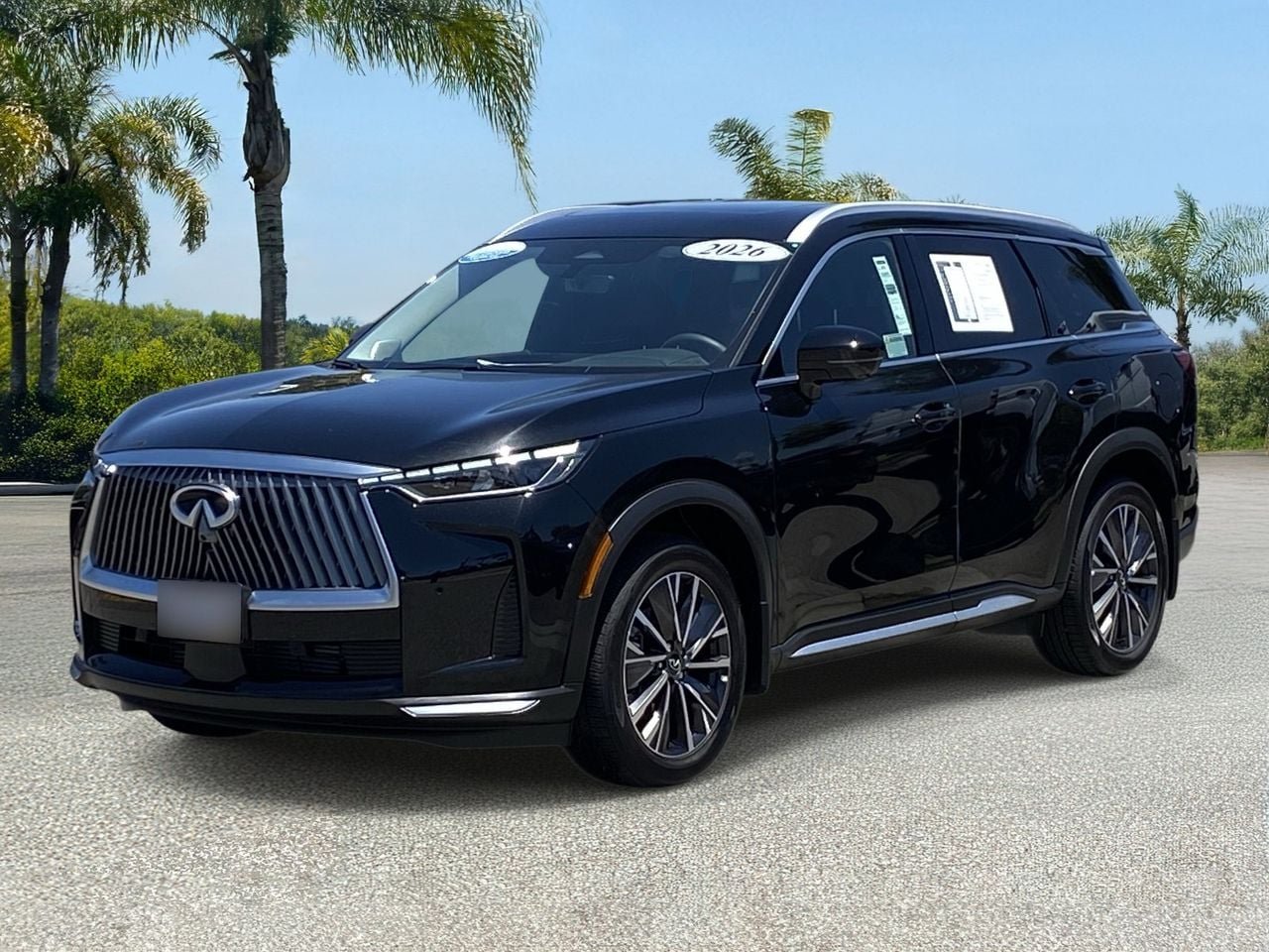 Certified Used 2026 Mineral Black INFINITI LUXE image 2