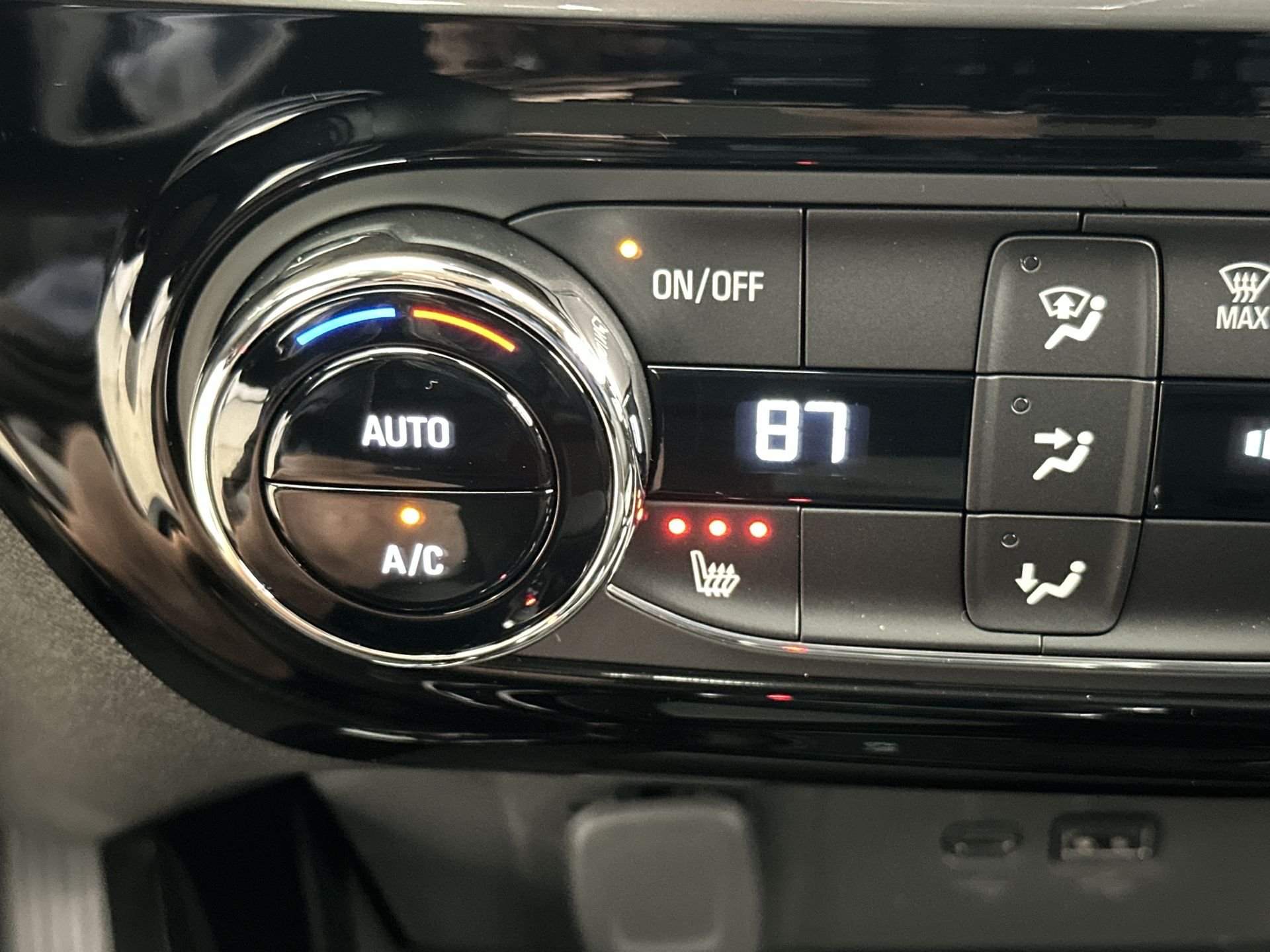 2026 Chevrolet Trax LT - Photo 72