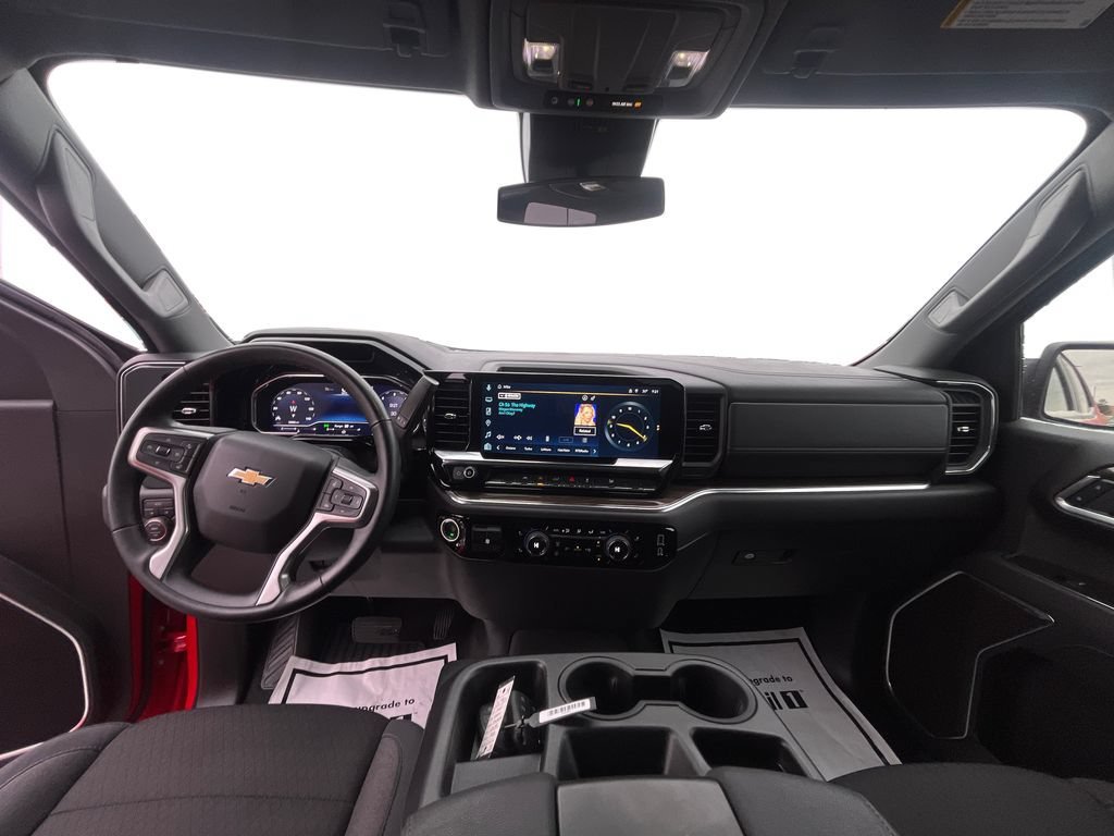2025 Chevrolet Silverado 1500 LT - Photo 9