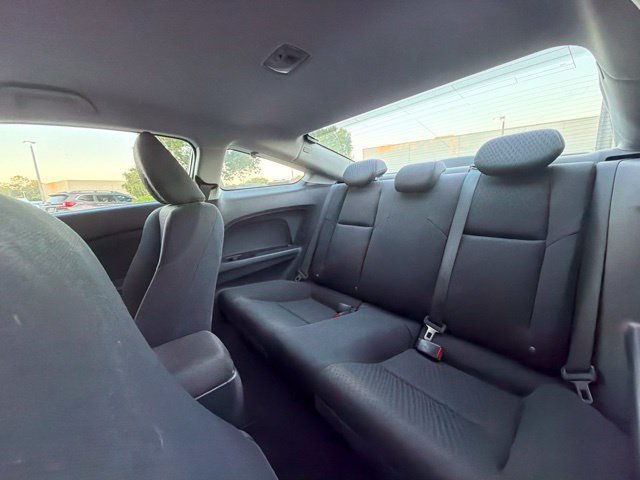 Used 2015  Honda LX image 9