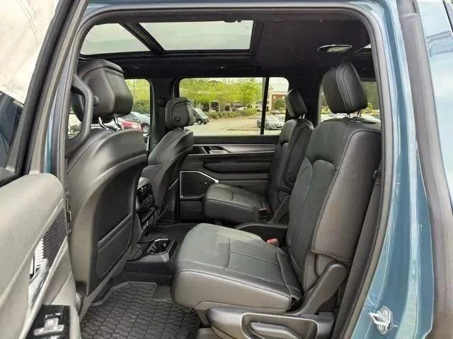 New 2026 Steel Blue Exterior Paint Jeep Grand Wagoneer image 26
