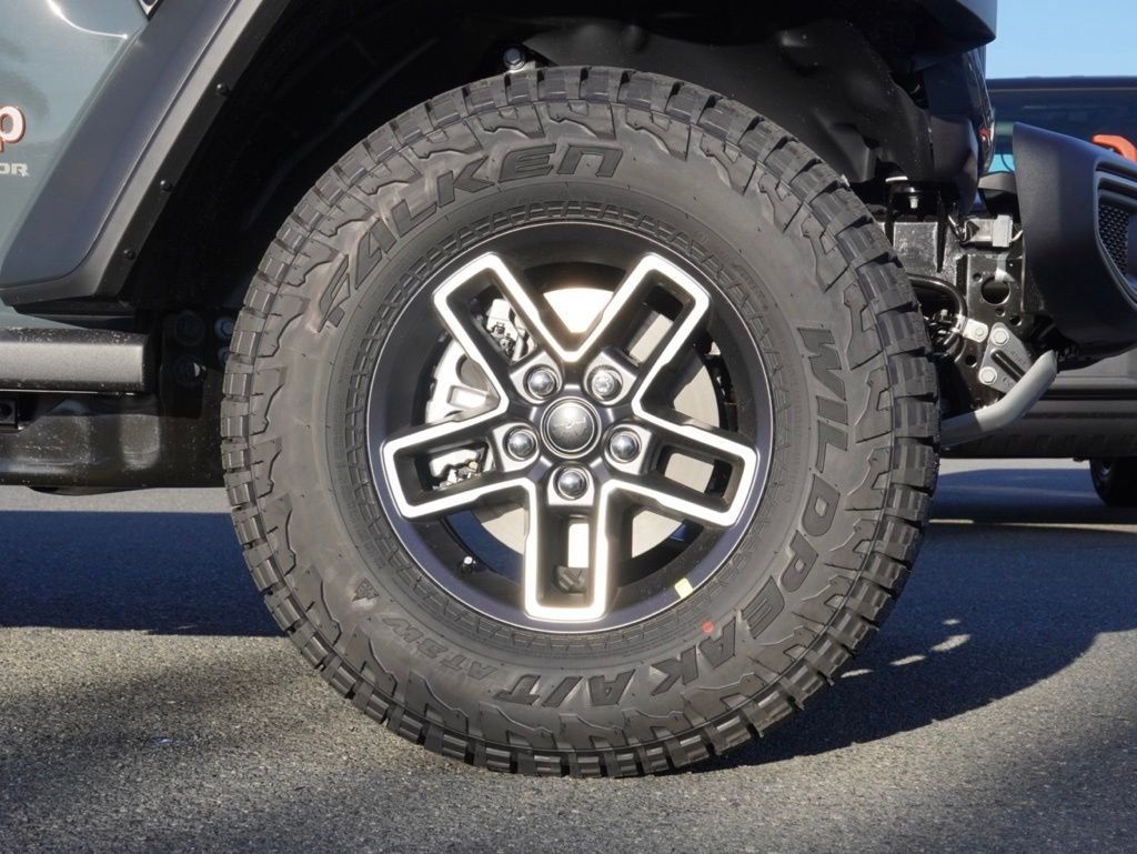 New 2026 Anvil Clear-Coat Exterior Paint Jeep Mojave image 7