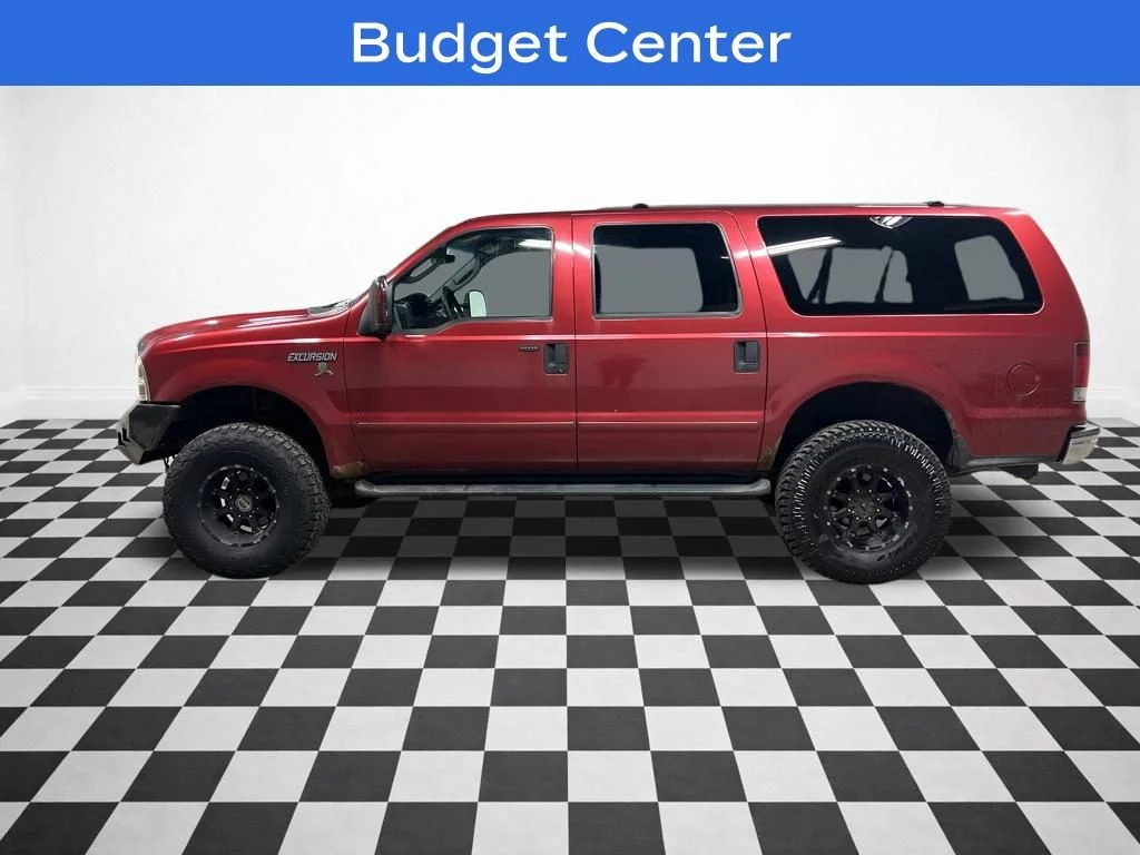 Used 2005 Red Ford XLS image 5