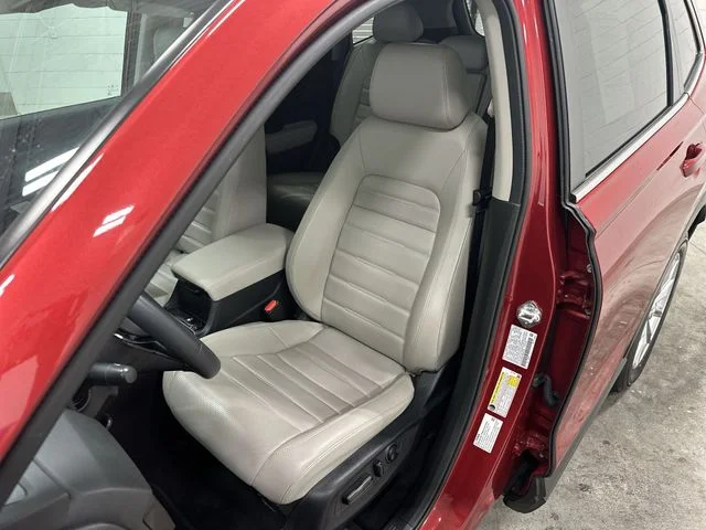 Used 2024 Radiant Red Metallic Honda EX-L image 13