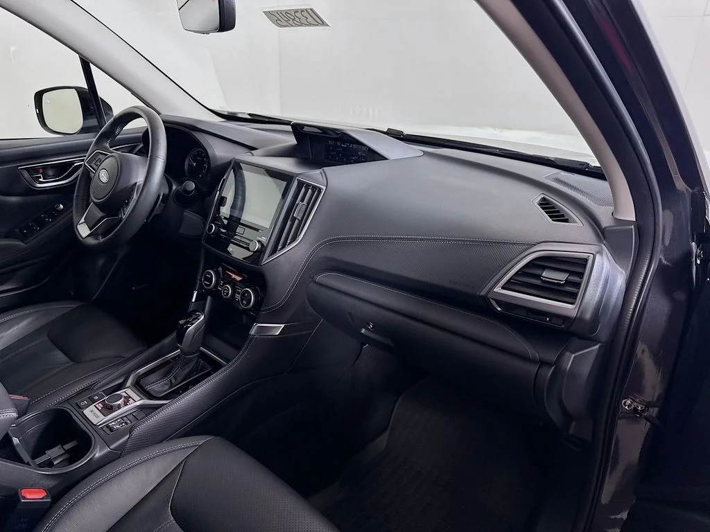 Used 2022 Magnetite Gray Metallic Subaru Touring image 29