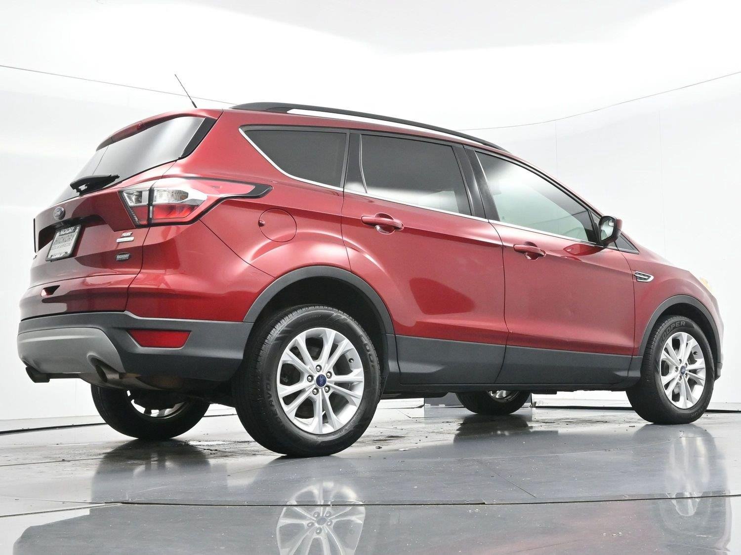 Used 2018 Ruby Red Metallic Tinted Clearcoat Ford SE image 45