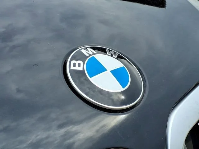 Used 2023  BMW xDrive40i image 28