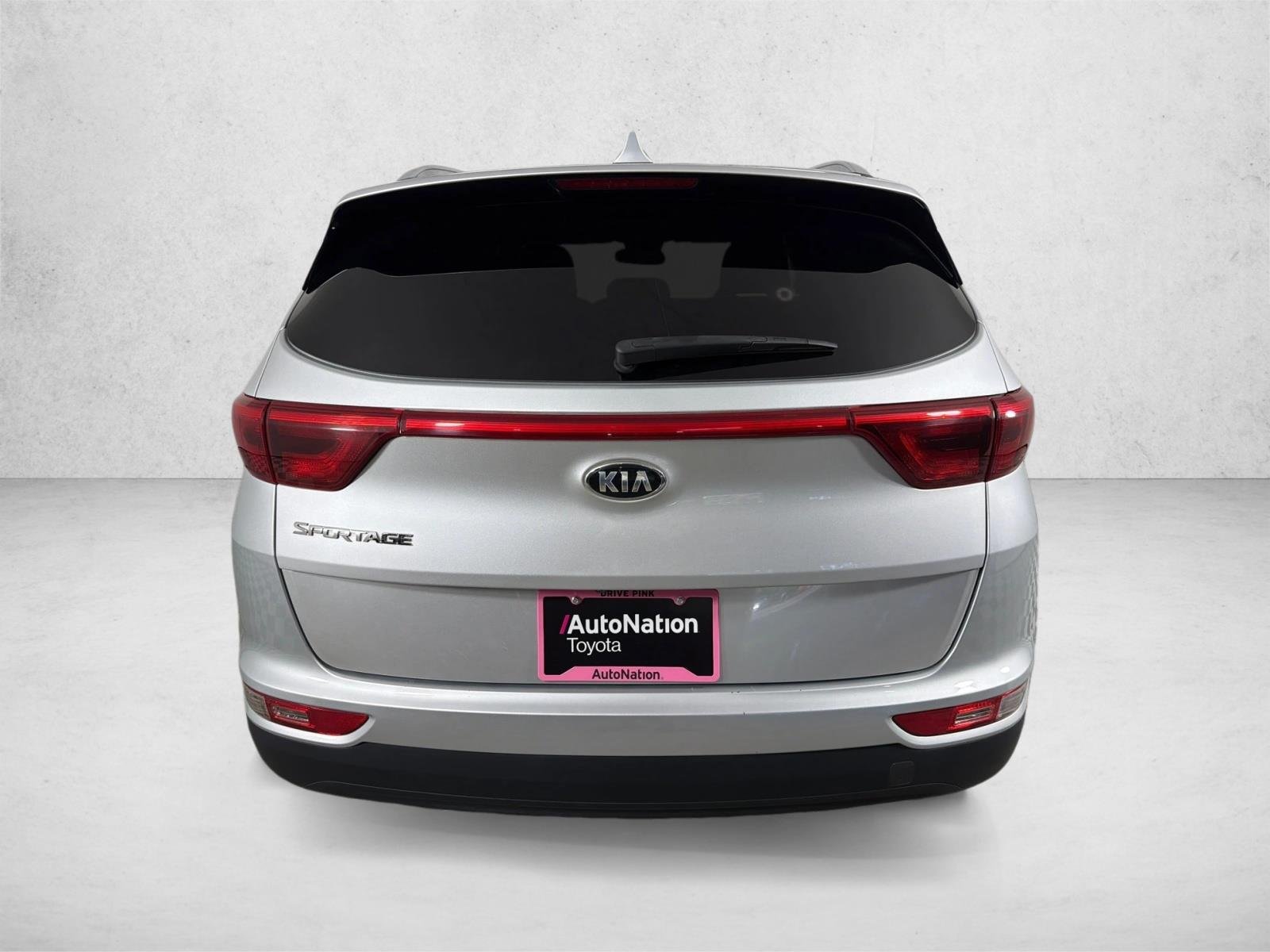 Used 2017 Sparkling Silver Kia LX image 4