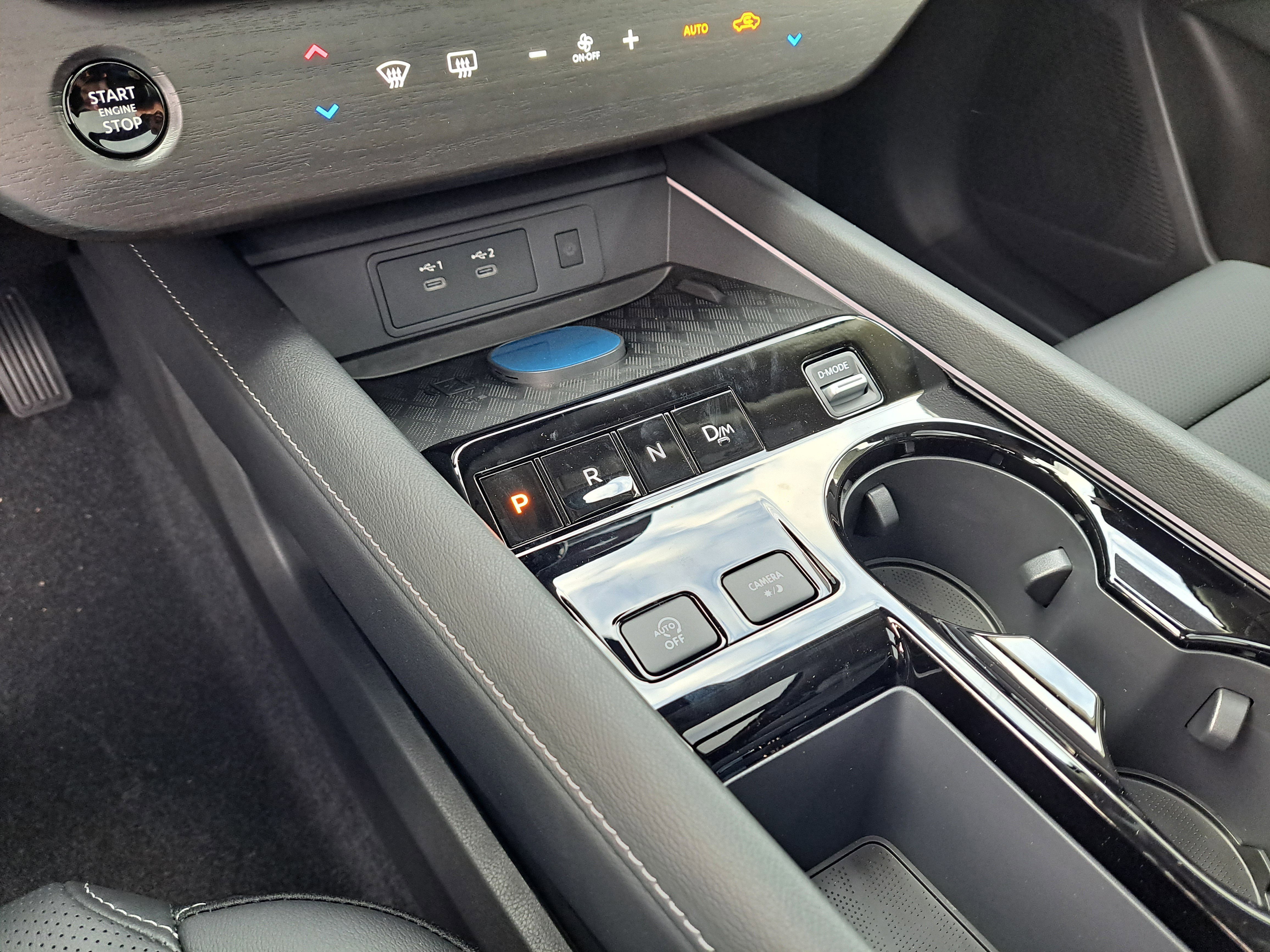 New 2026 Scarlet Ember Tintcoat Nissan SL image 10