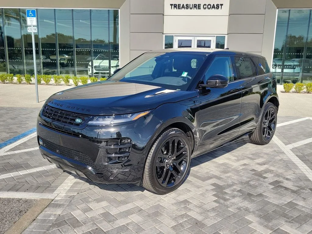 2026 Land Rover Range Rover Evoque Dynamic SE's photo