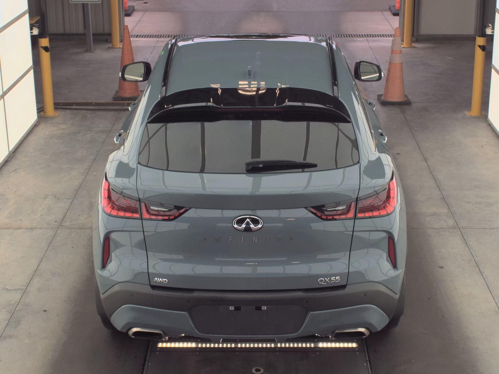 Certified Used 2025 Gray INFINITI ESSENTIAL image 10