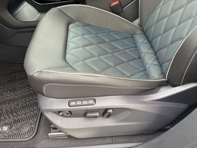 New 2026 Deep Black Volkswagen 2.0T SEL Premium R-Line image 7