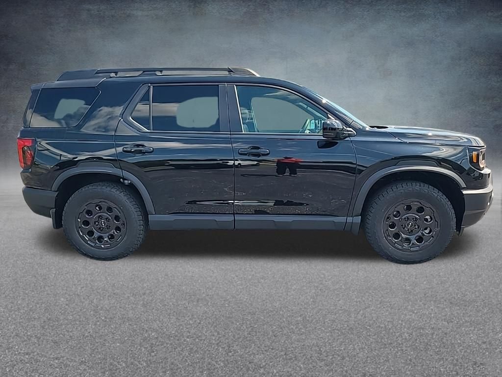 New 2026 Crystal Black Pearl Honda TrailSport Blackout image 4