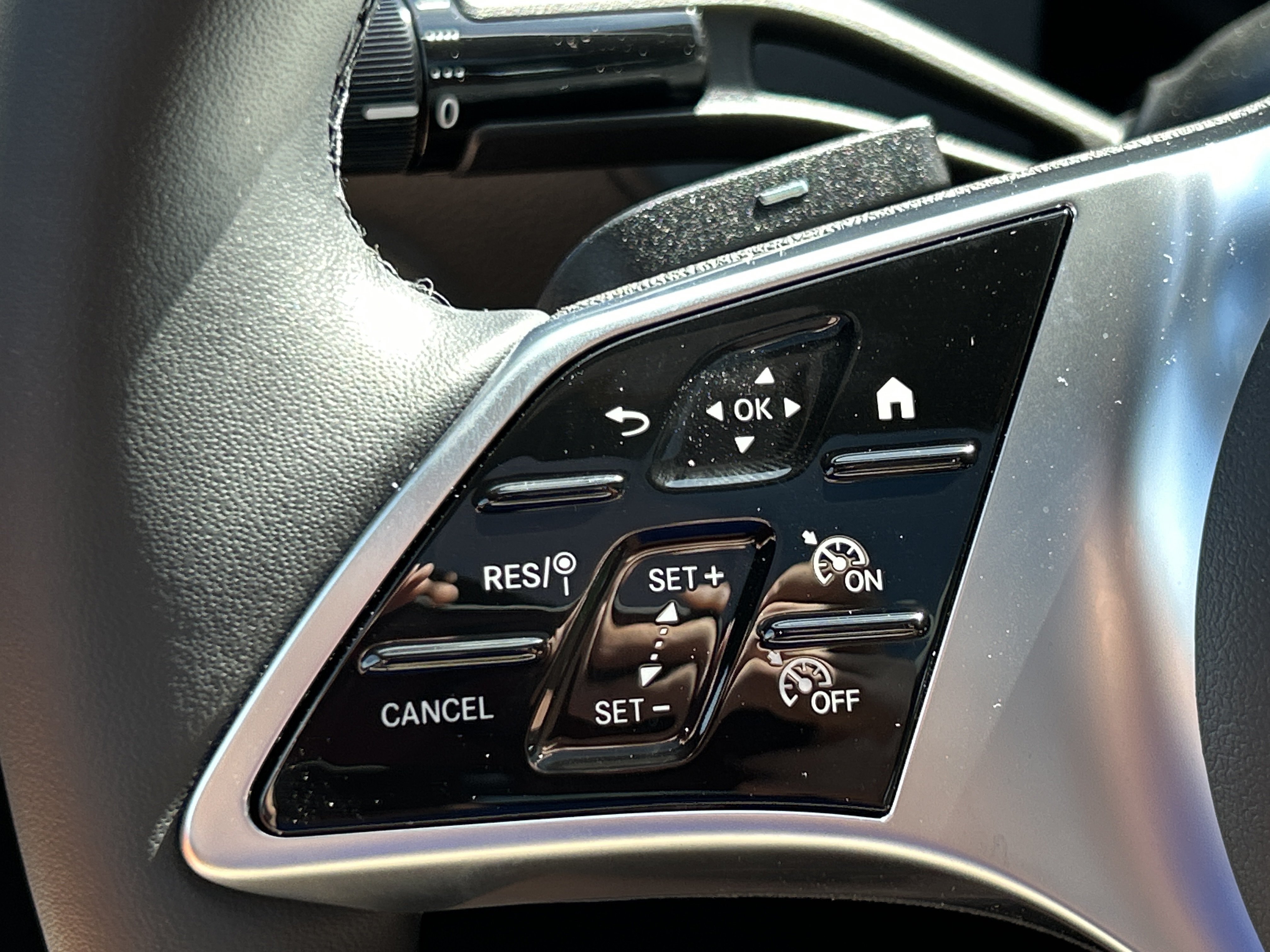 New 2026 Twilight Blue Metallic Mercedes-Benz C 300 4MATIC® Sedan image 27