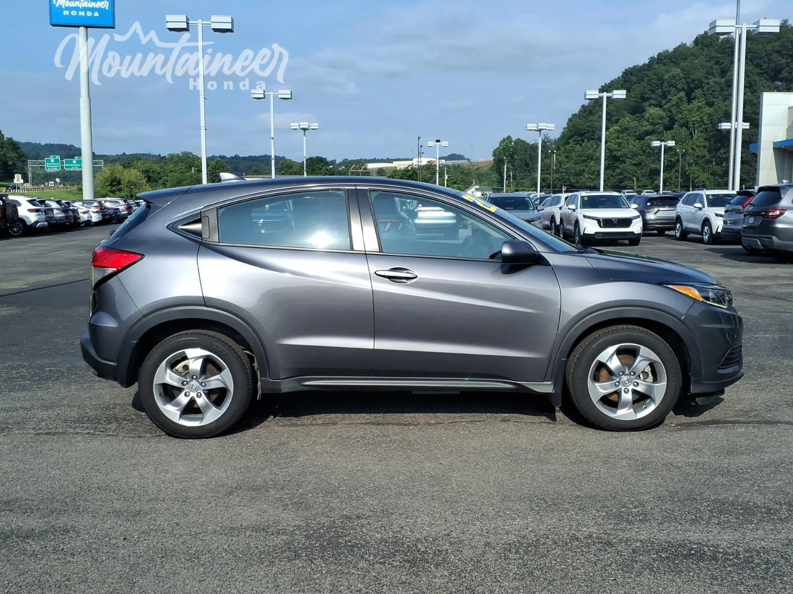 Used 2022 Modern Steel Metallic Honda LX image 4