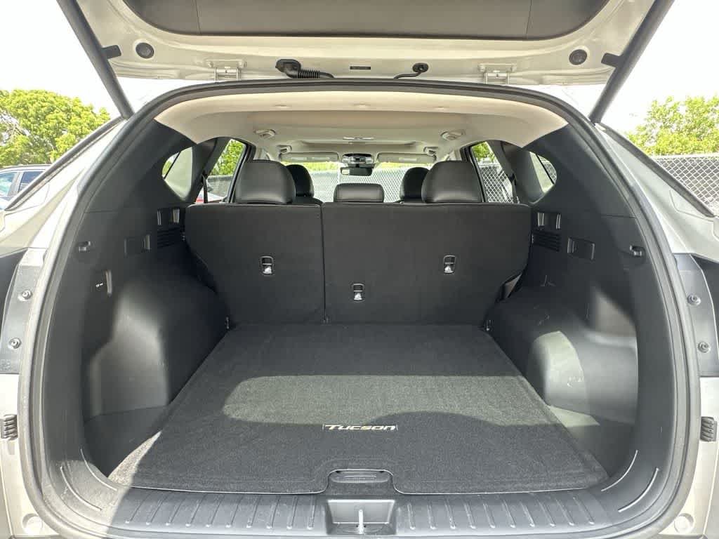 Used 2023 Shimmering Silver Hyundai SEL image 12