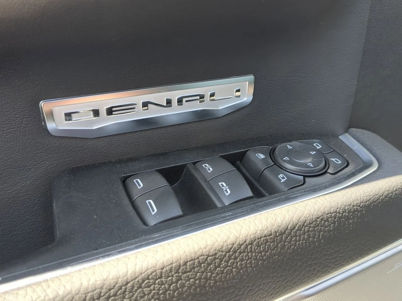 Used 2026 Sterling Metallic GMC Denali image 24