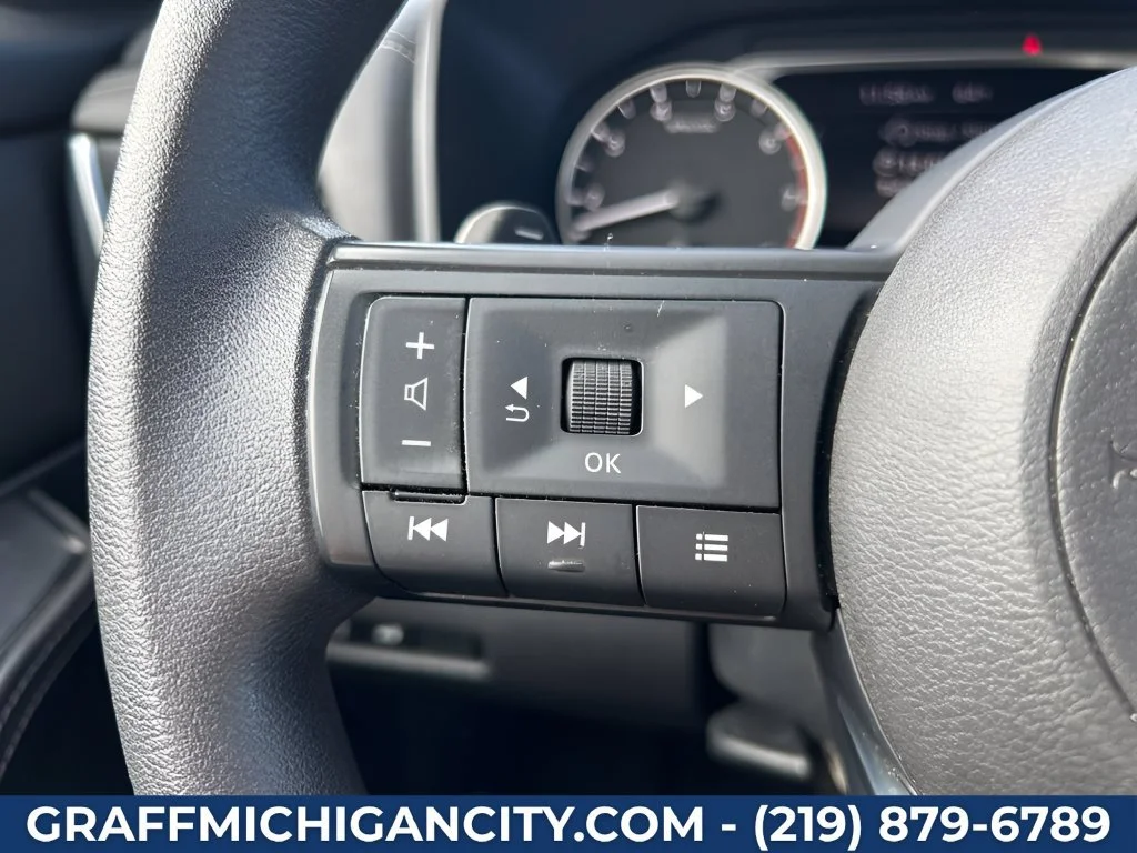 Used 2024 Red Nissan SV Intelligent AWD image 19
