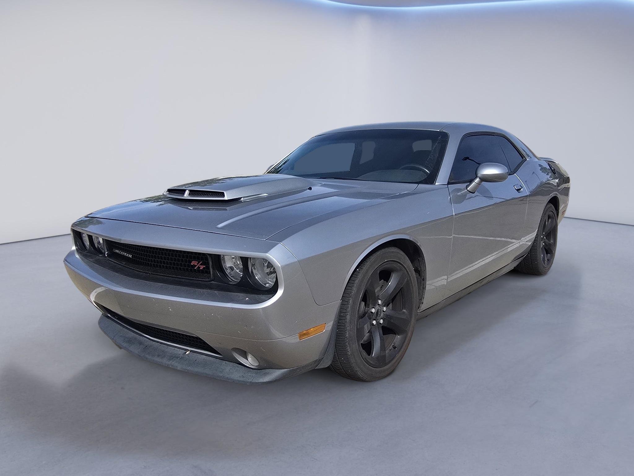 Used 2013 Gray Dodge R/T image 1