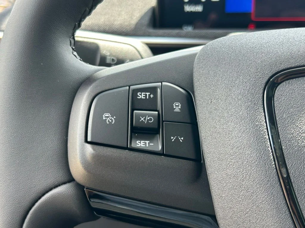 Used 2023 Shadow Black Ford Premium image 25