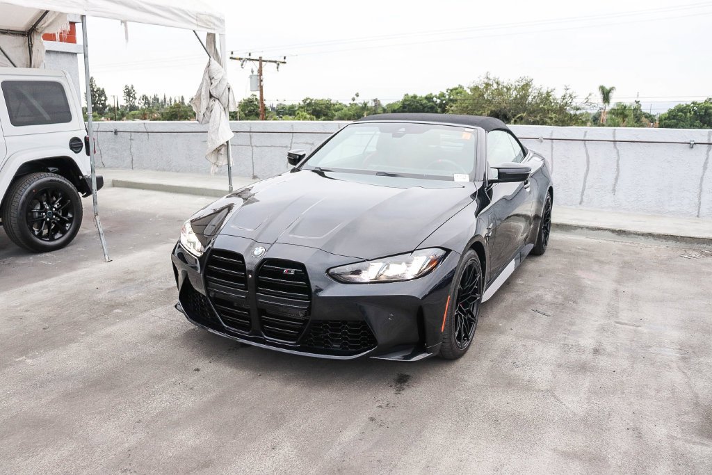 Used 2025 Black Sapphire Metallic BMW Competition image 4