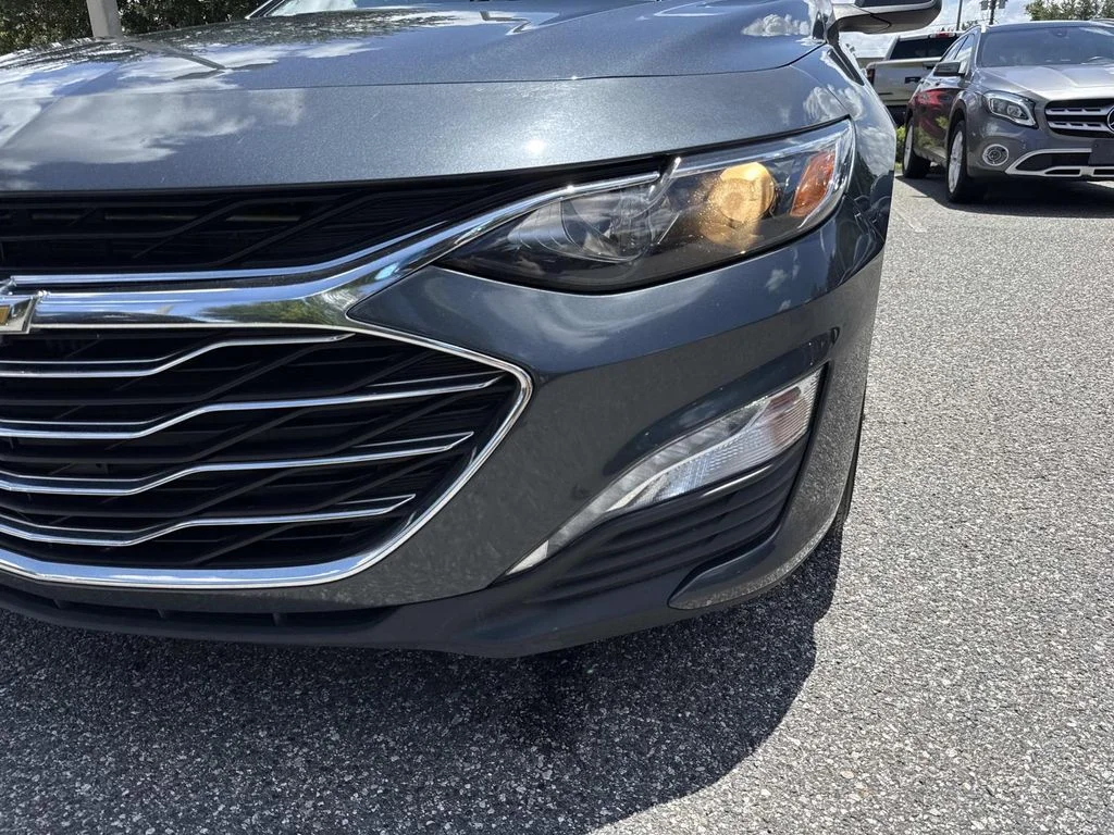 Used 2020 Gray Chevrolet LT image 9