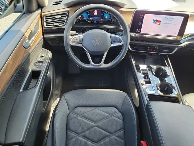 2024 Volkswagen Atlas SE w/Tech - Photo 20