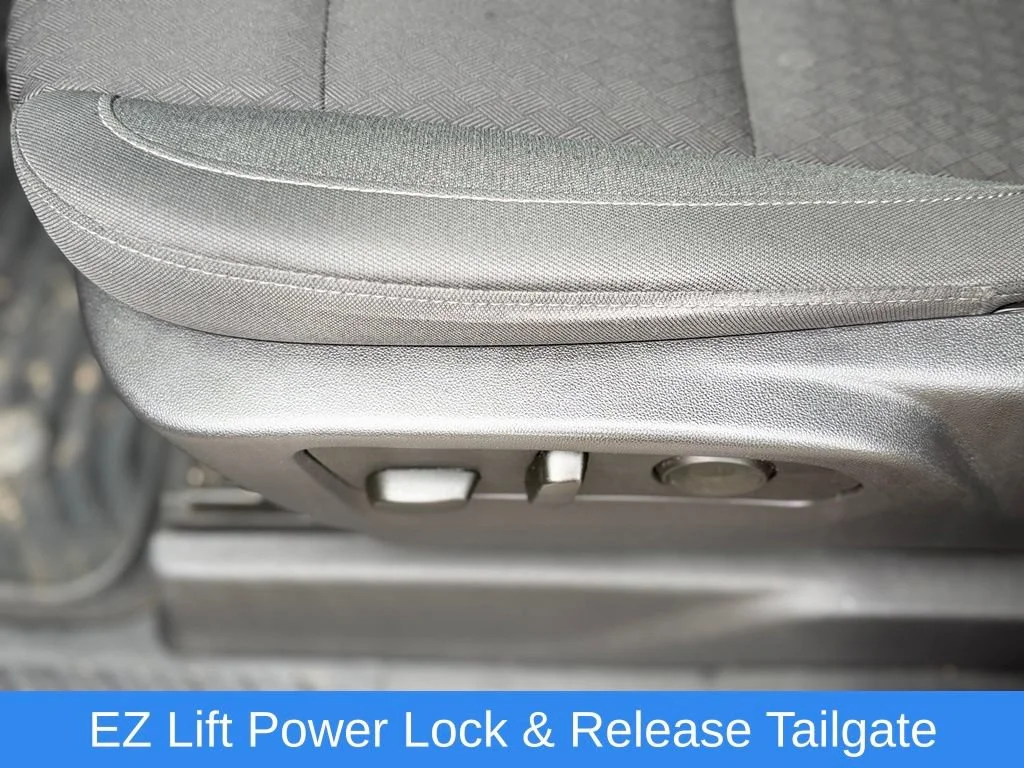 Used 2025 Slate Gray Metallic Chevrolet Custom image 31