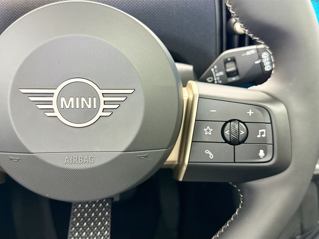 2025 MINI Hardtop 2 Door S - Photo 16