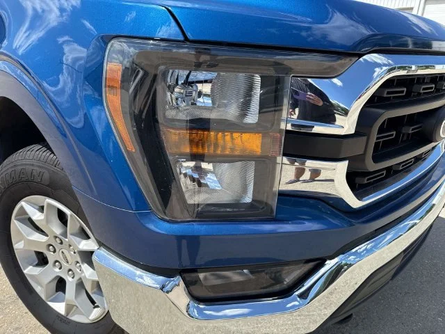 Used 2023 Blue Ford XLT image 2